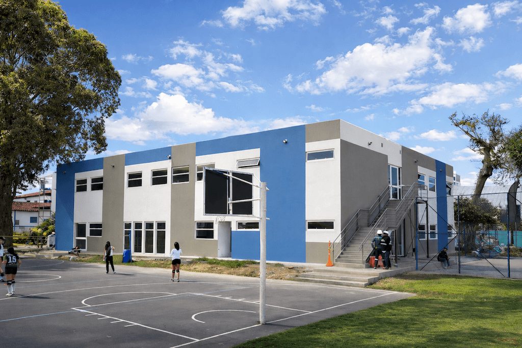 Colegio Santa Luisa construido en steel framing en Bogotá